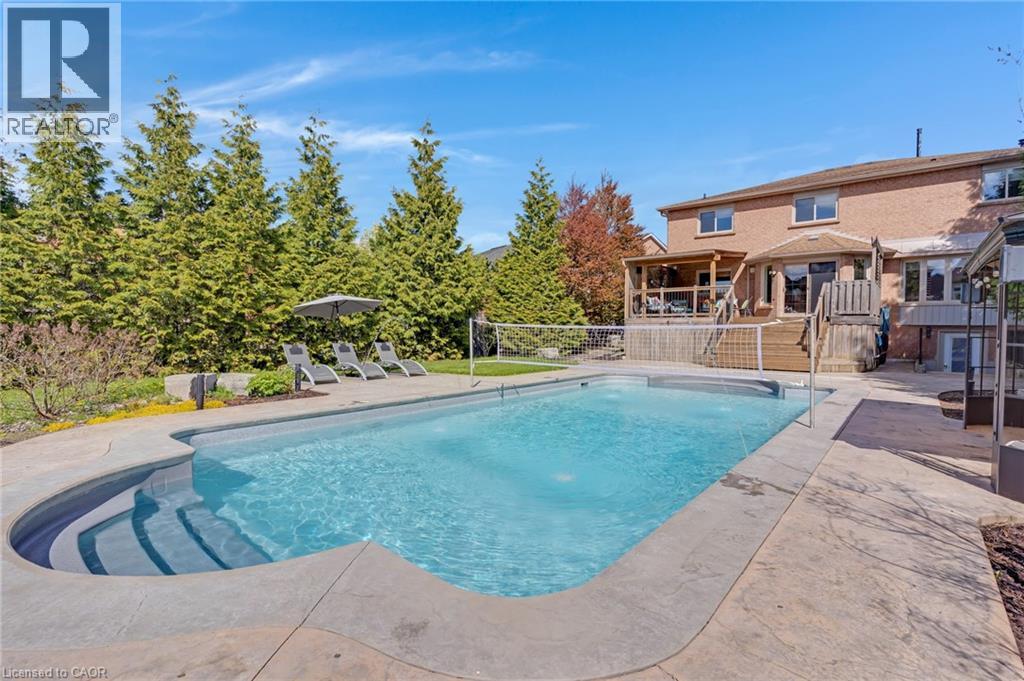 667 BURNETT Avenue - 5