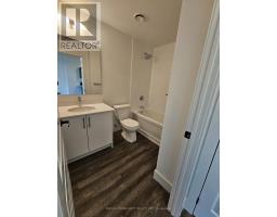 106 - 107 Roger Street, Waterloo, ON N2J0G2 Photo 6