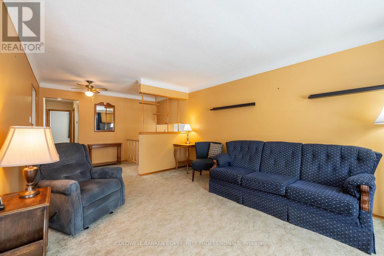401 MOHAWK ROAD W - 12