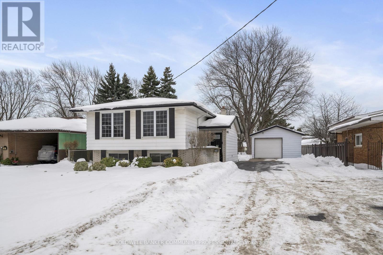 401 MOHAWK ROAD W - 49