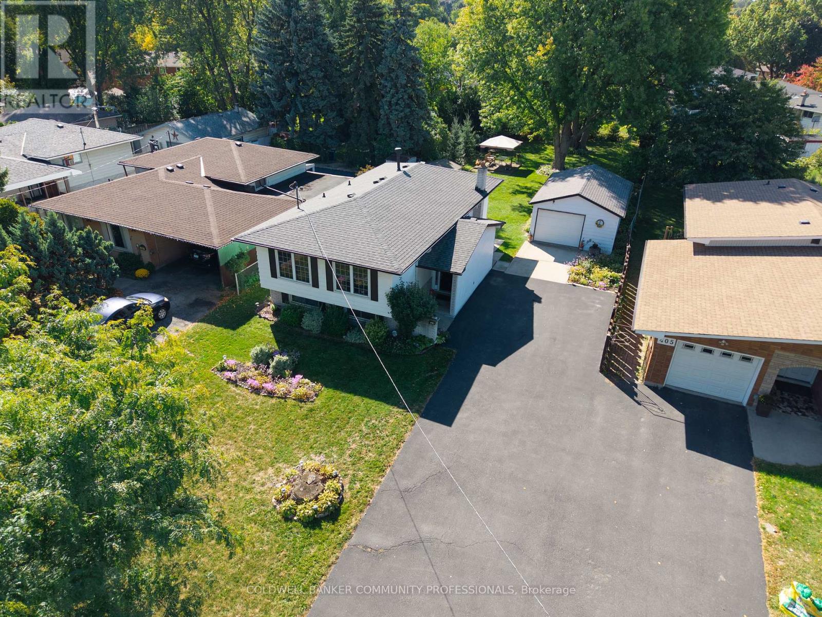 401 MOHAWK ROAD W - 6