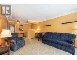 Bedroom - 401 Mohawk Road W, Hamilton, ON L9C1W5 Photo 12