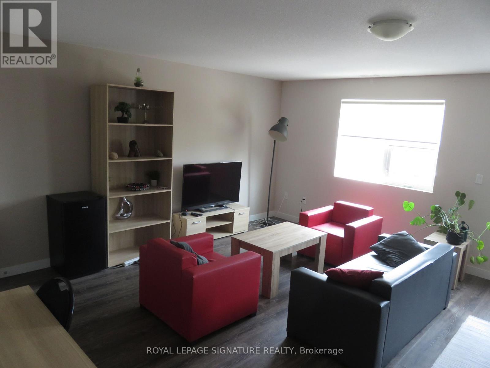 #216 288 ALBERT STREET - 1