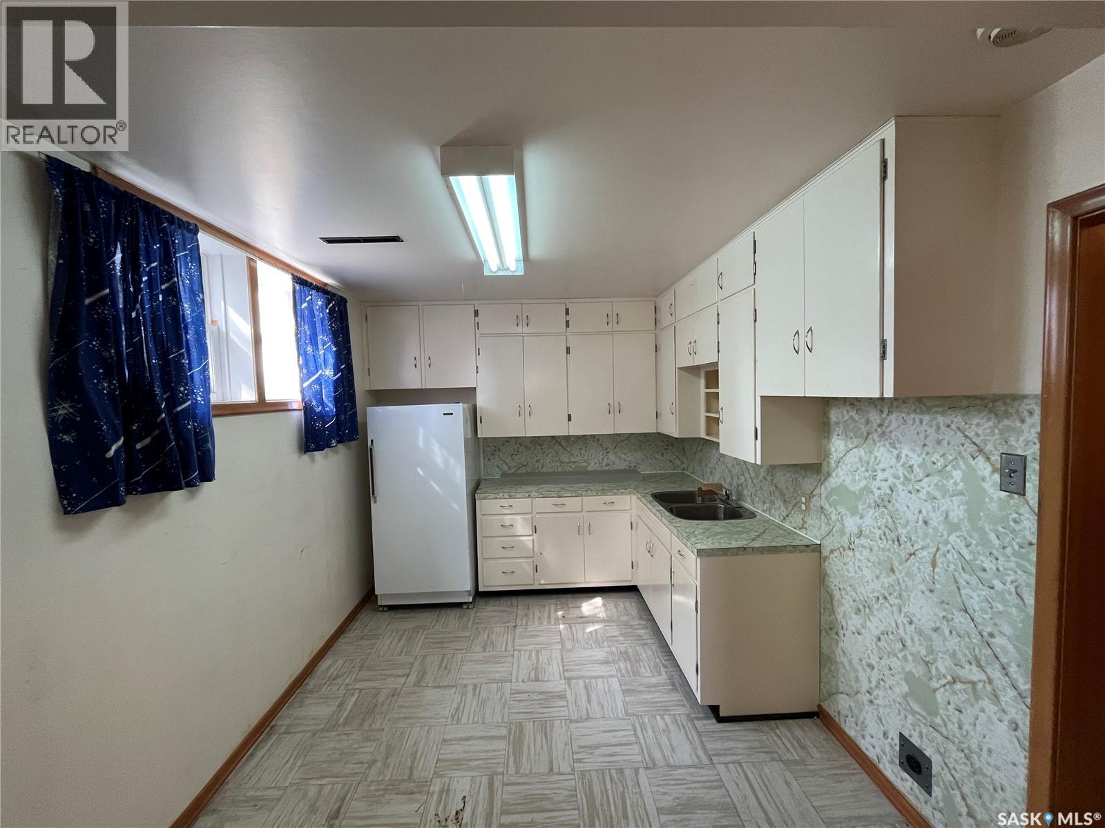 1010 13th STREET W - 12