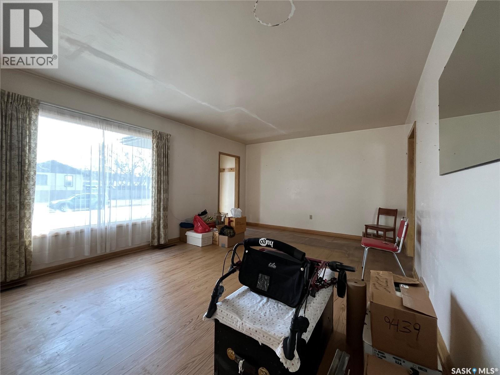 1010 13th STREET W - 8