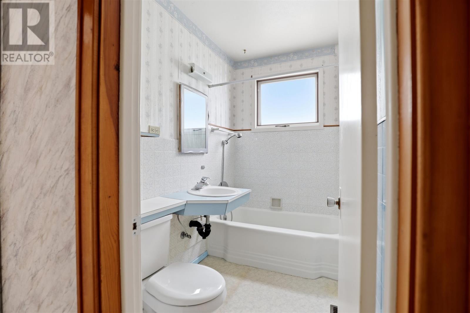 898 Wellington ST E, Sault Ste. Marie, Ontario, P6A2N5 — Photo 15