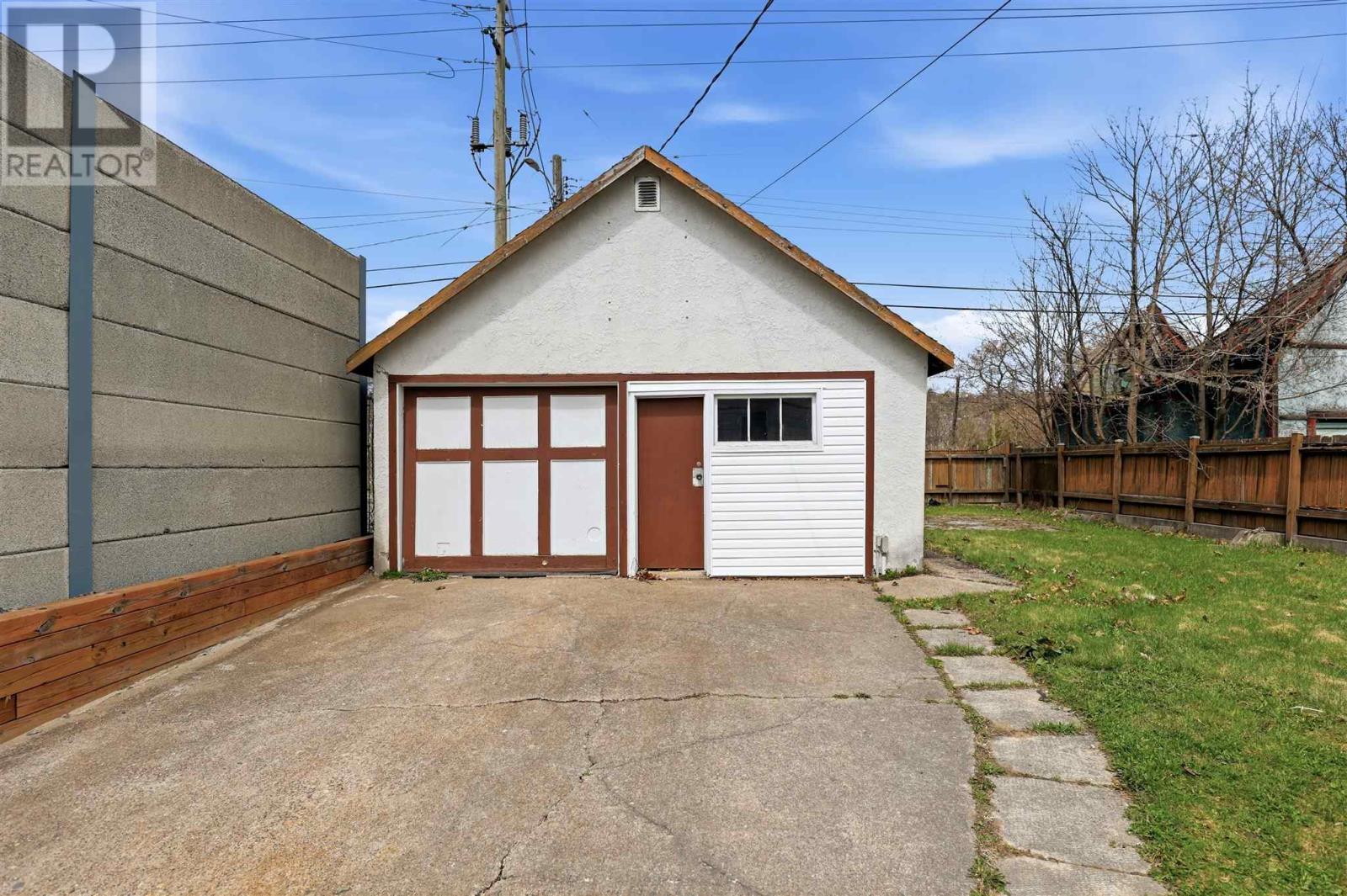 898 Wellington ST E, Sault Ste. Marie, Ontario, P6A2N5 — Photo 18