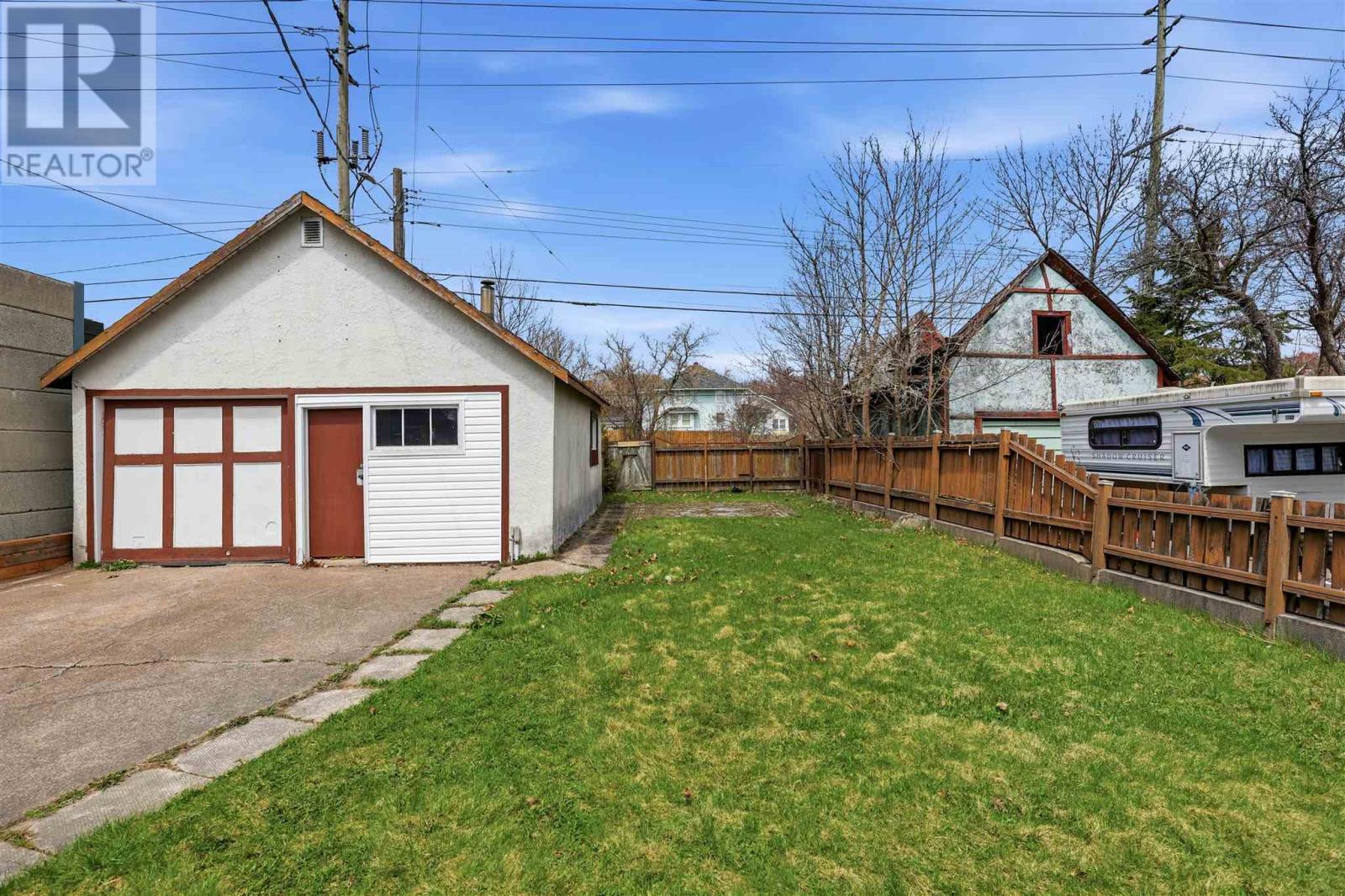 898 Wellington ST E, Sault Ste. Marie, Ontario, P6A2N5 — Photo 6