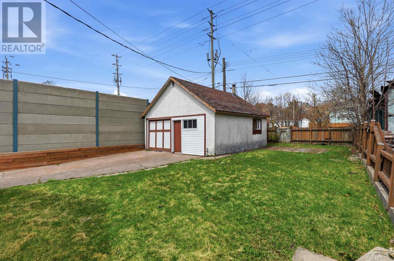 898 Wellington ST E, Sault Ste. Marie, Ontario, P6A2N5 — Photo 11