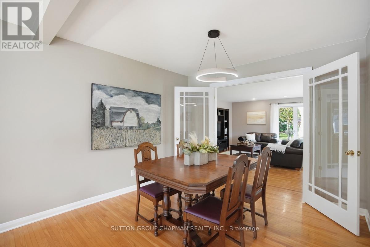590 OAKRIDGE DRIVE - 11