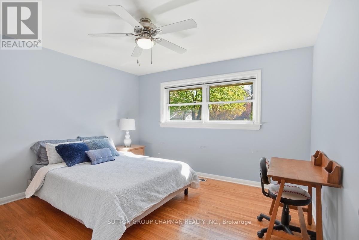 590 OAKRIDGE DRIVE - 21