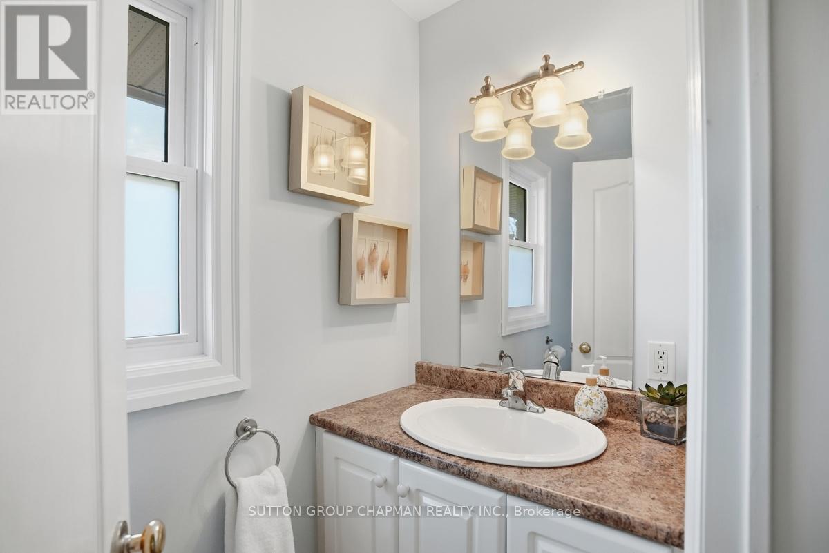 590 OAKRIDGE DRIVE - 28
