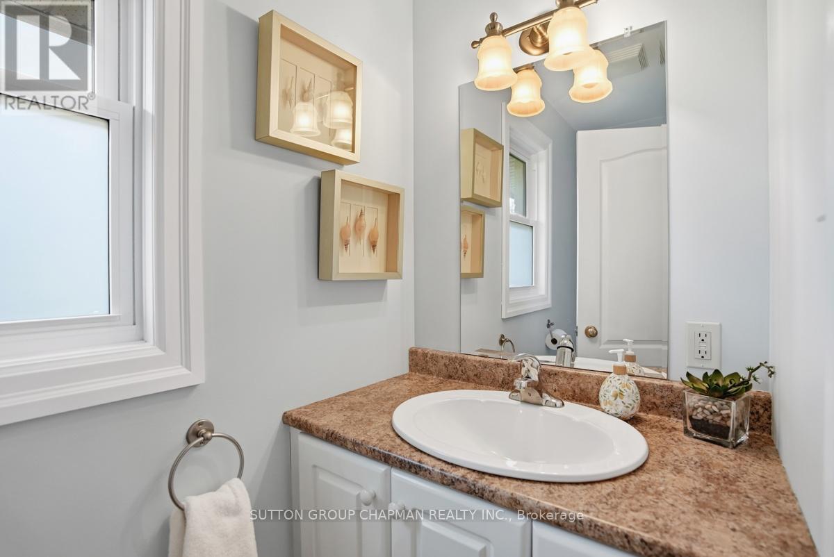 590 OAKRIDGE DRIVE - 29