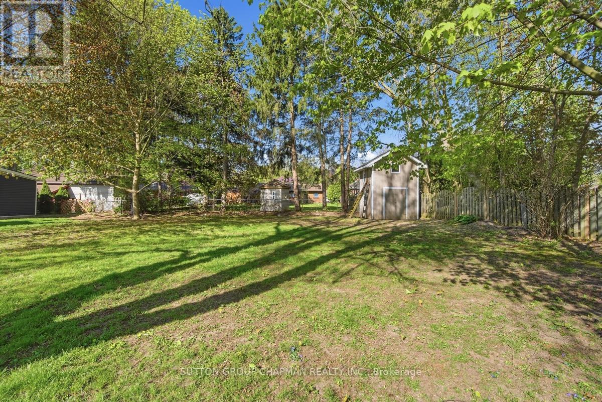 590 OAKRIDGE DRIVE - 38