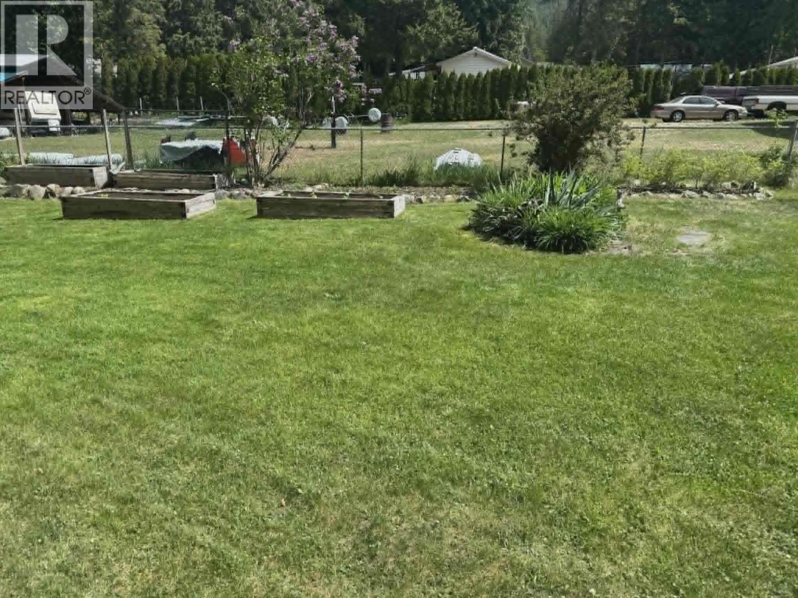 19 West Poirier Road - 46