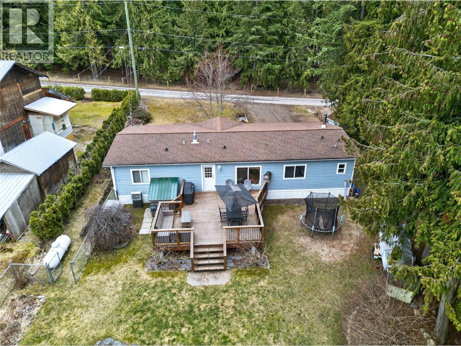 19 West Poirier Road - 58