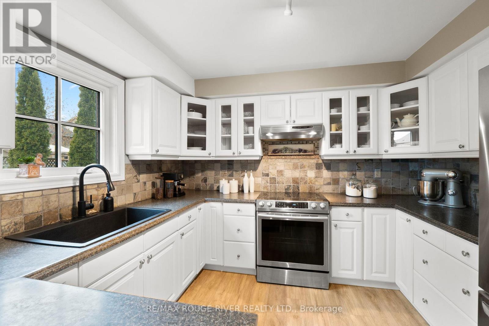 703 CARLISLE STREET - 17