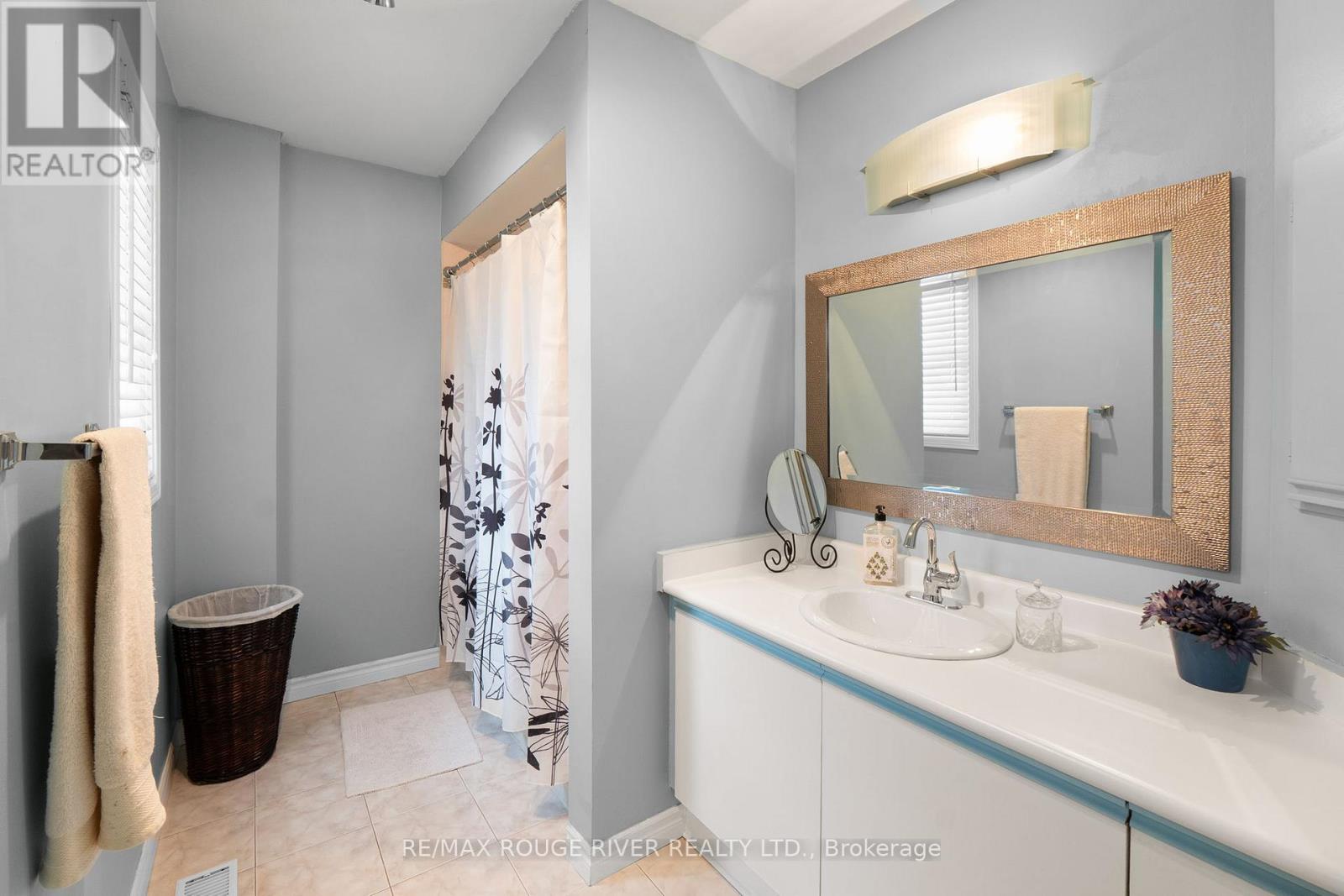 703 CARLISLE STREET - 32