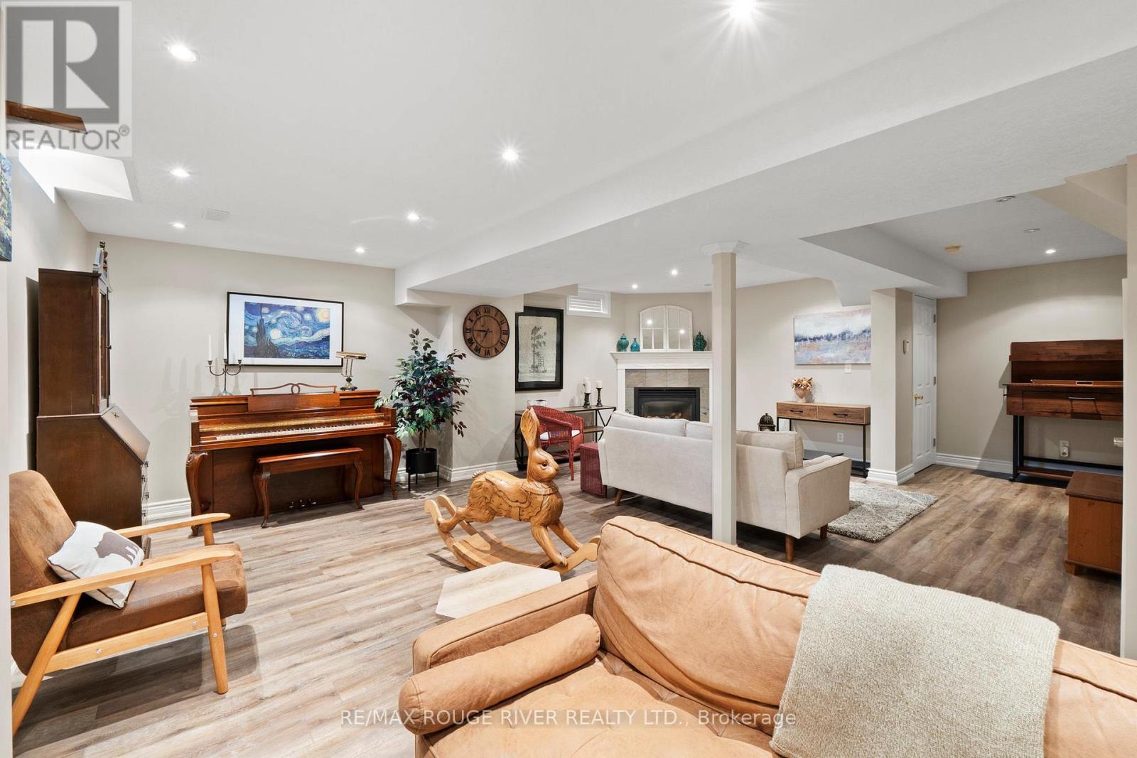 703 CARLISLE STREET - 36