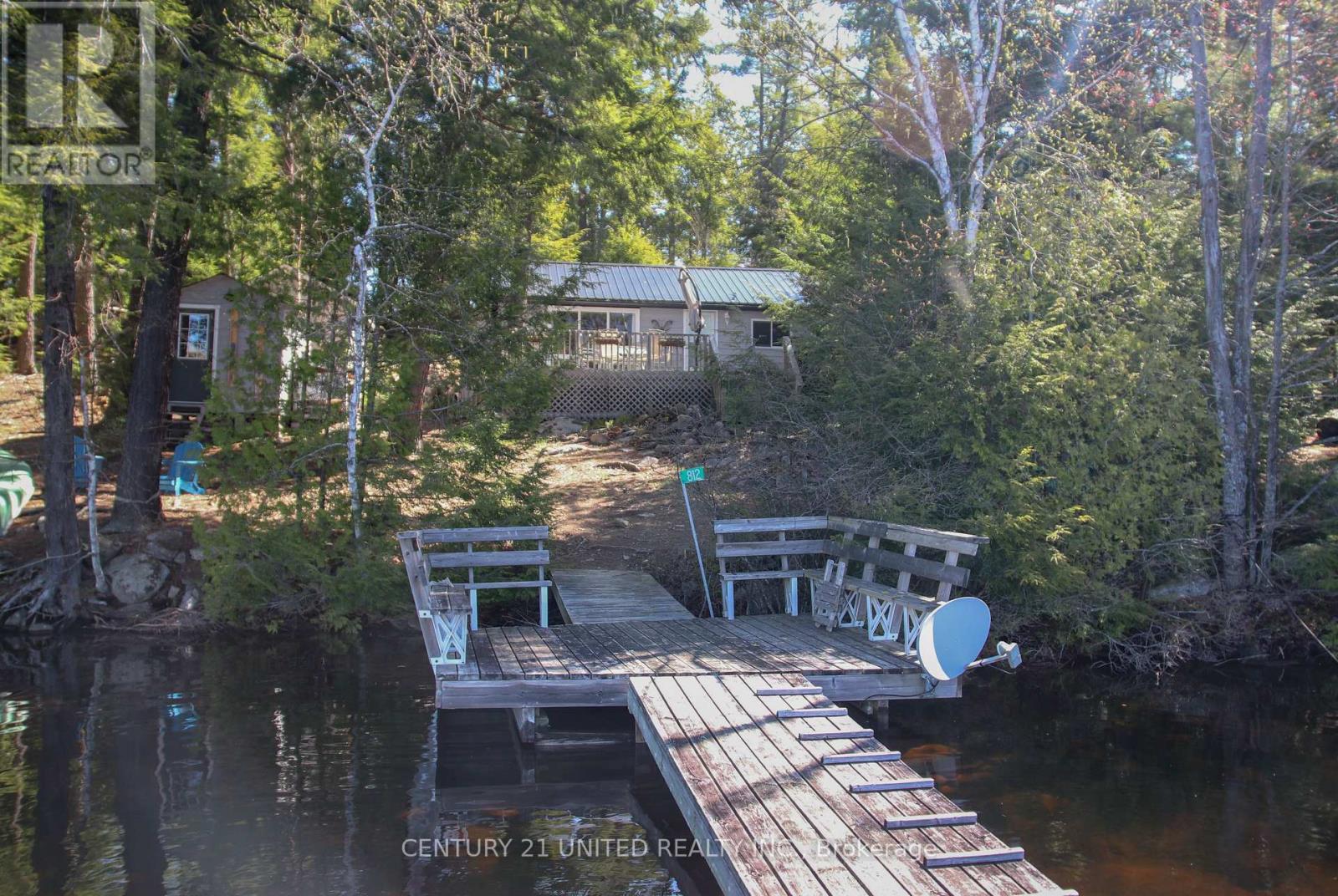 812 ISLAND 8 CATCHACOMA LAKE - 2