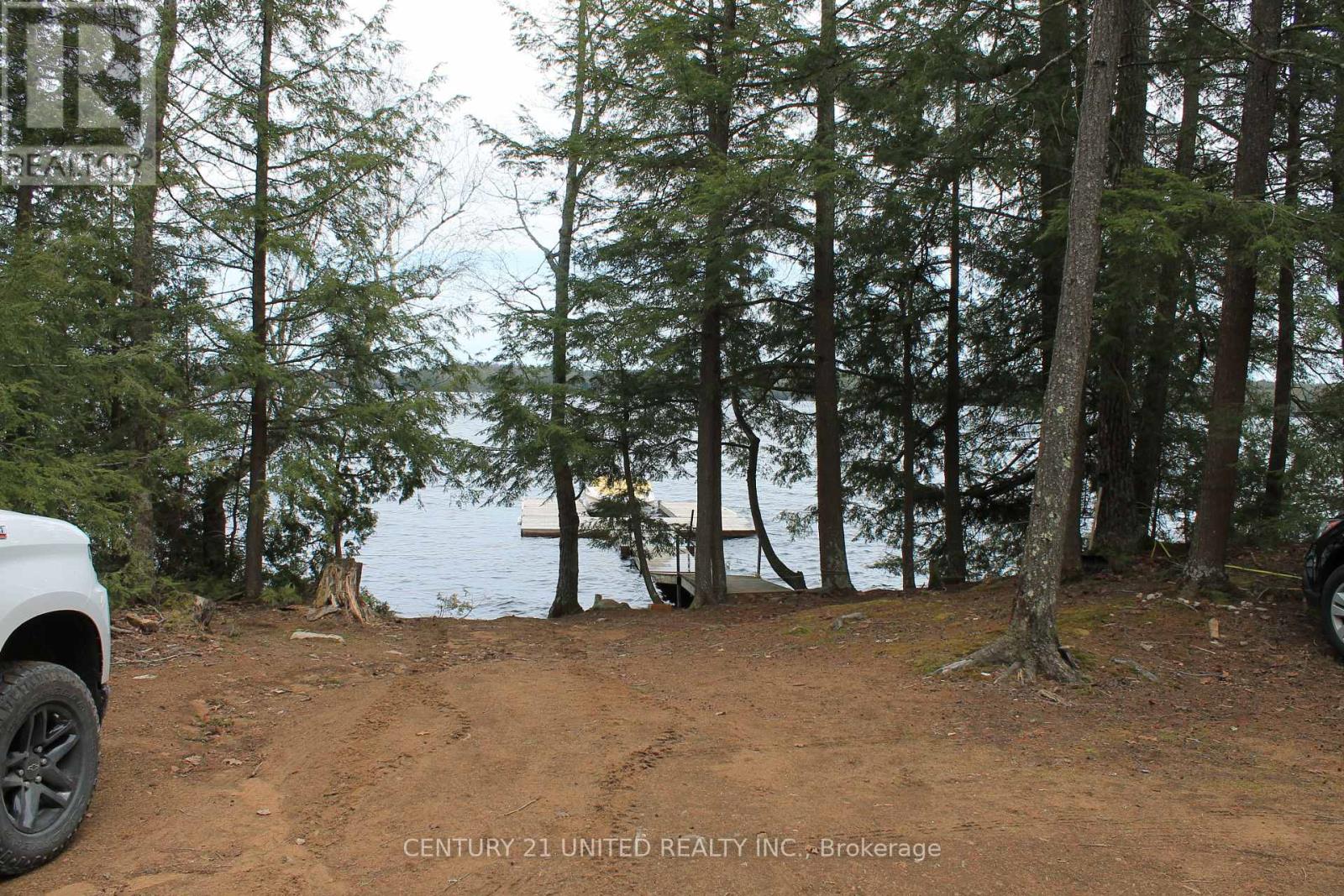 812 ISLAND 8 CATCHACOMA LAKE - 48