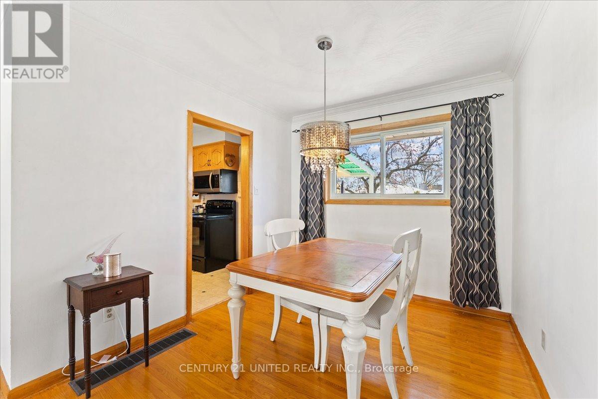 18 BELVEDERE ROAD - 10