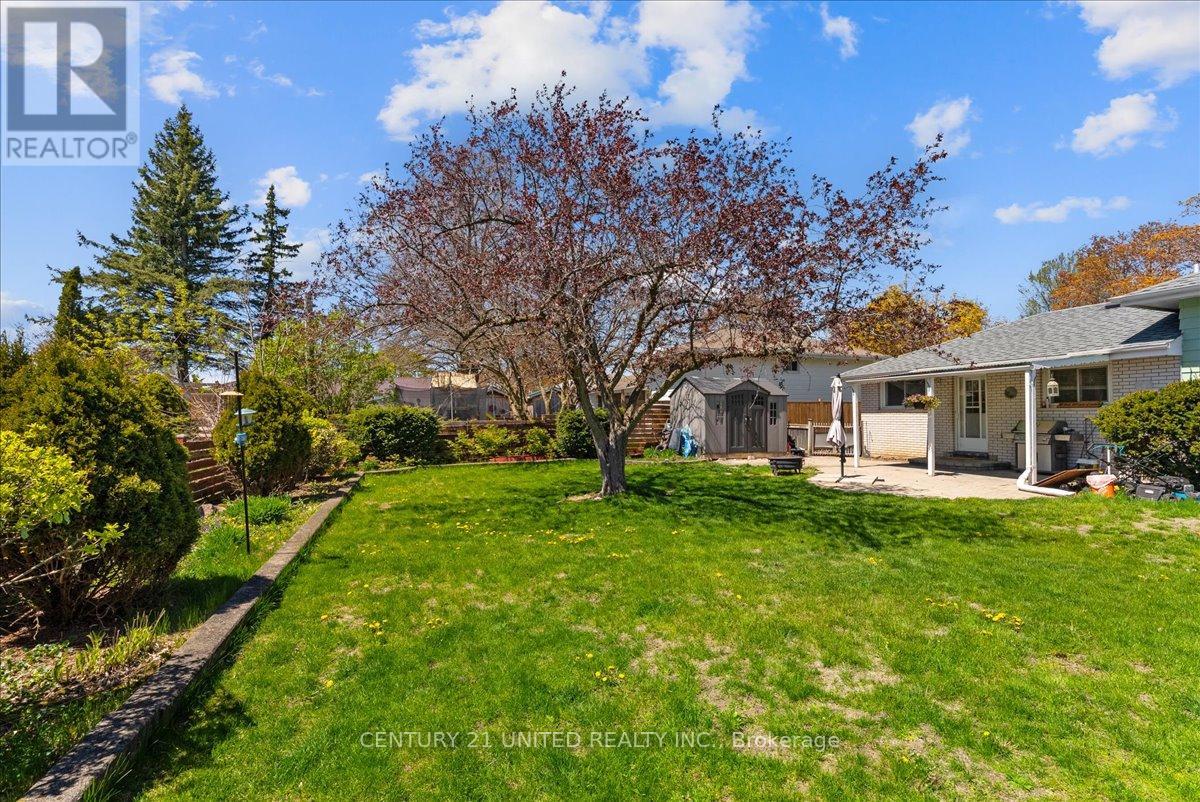 18 BELVEDERE ROAD - 35