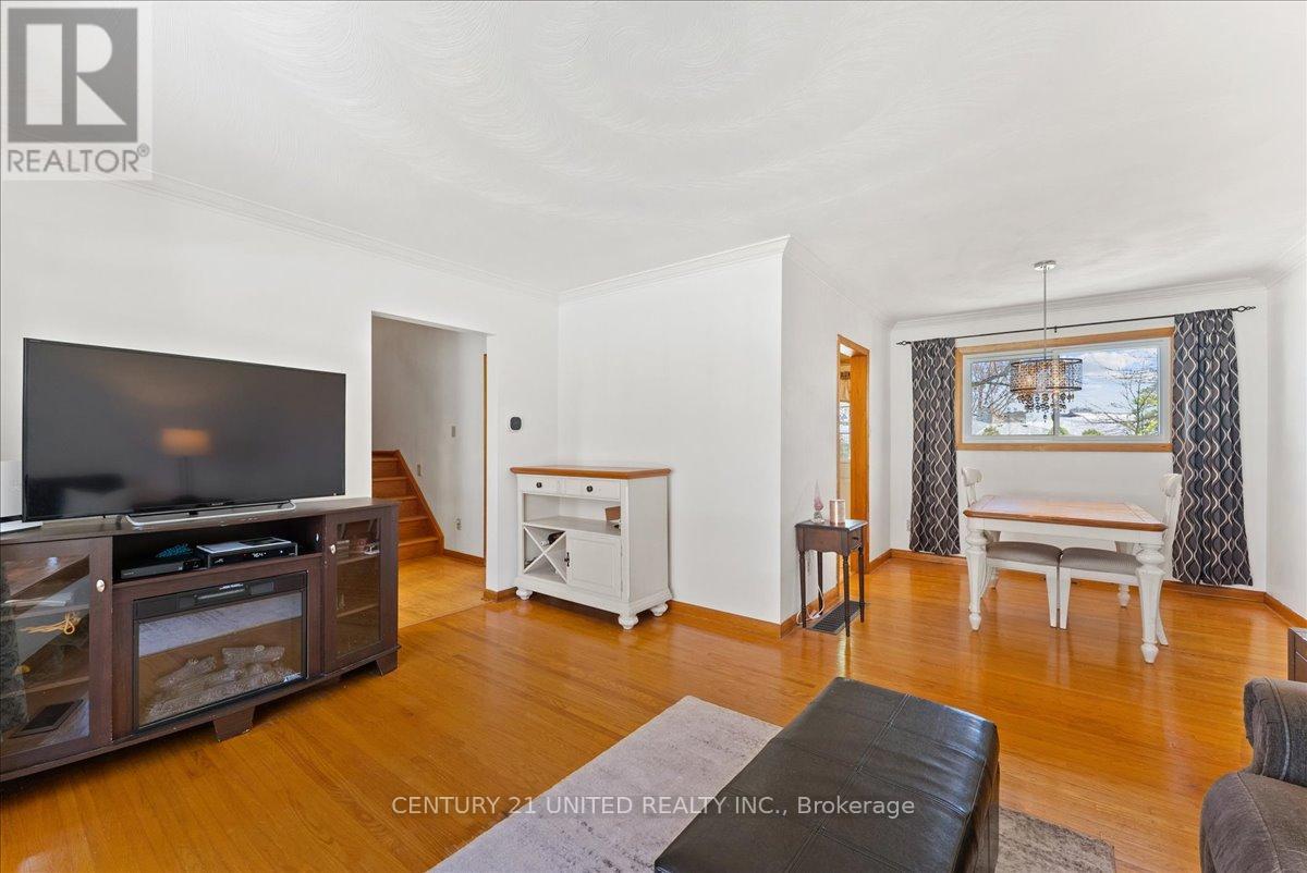 18 BELVEDERE ROAD - 9