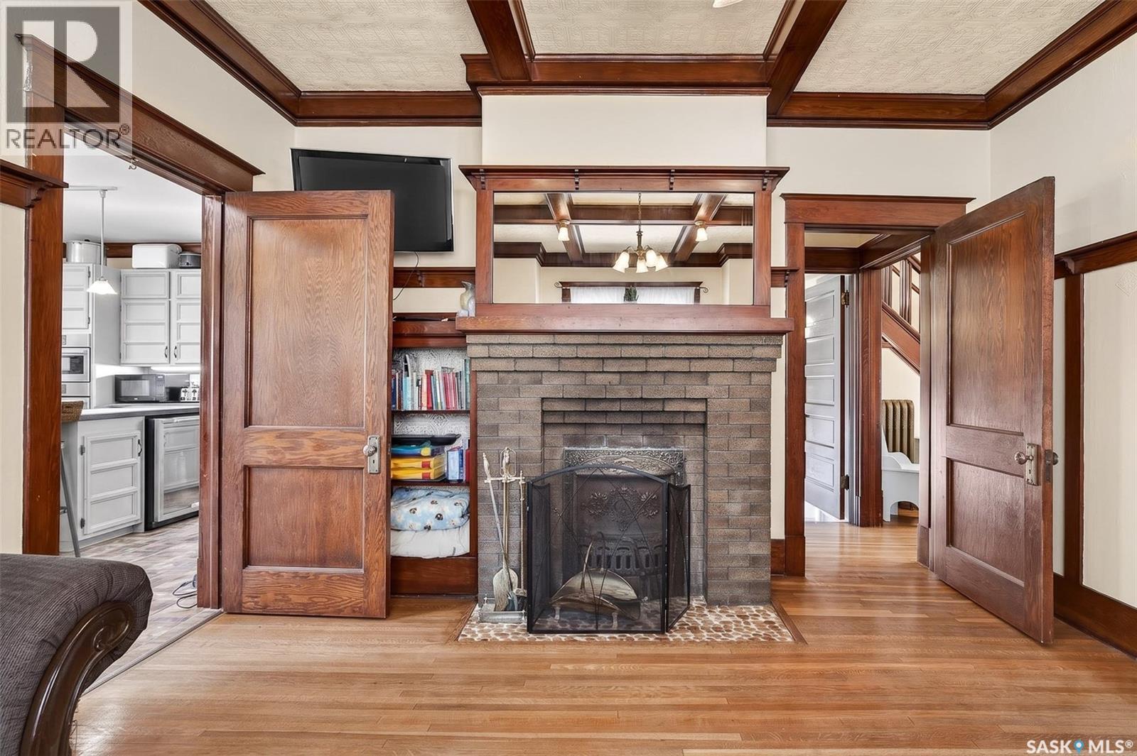 1037 Chestnut AVENUE - 32