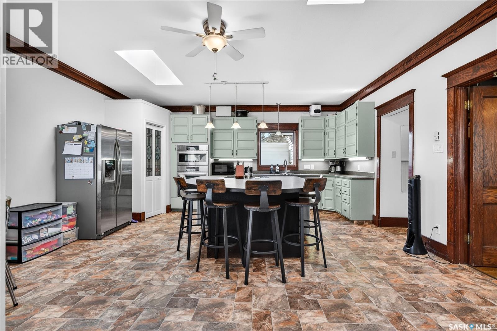 1037 Chestnut AVENUE - 37