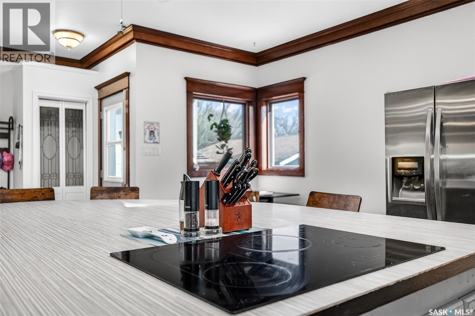 1037 Chestnut AVENUE - 49