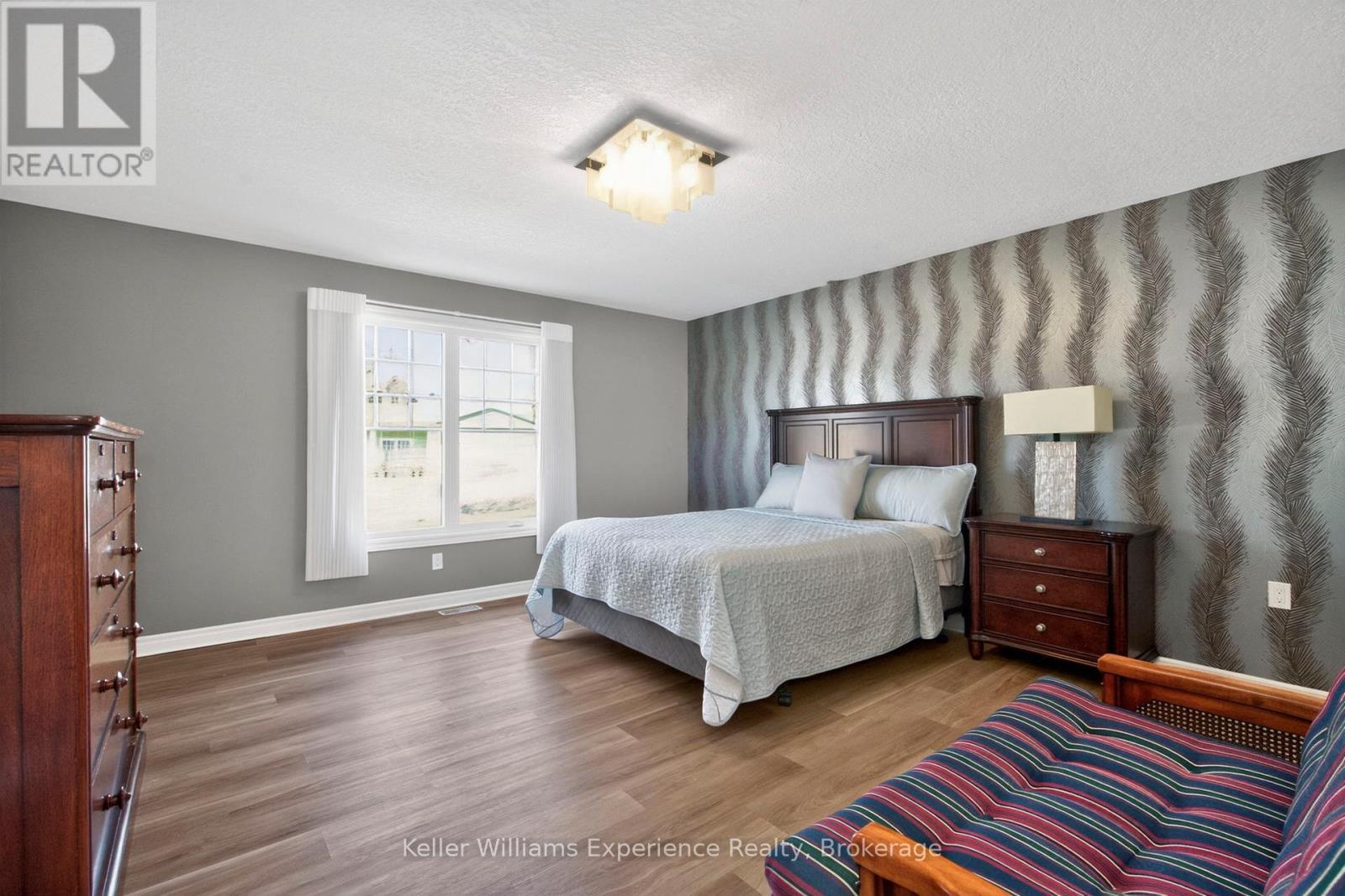 1 GIDLEY COURT - 22