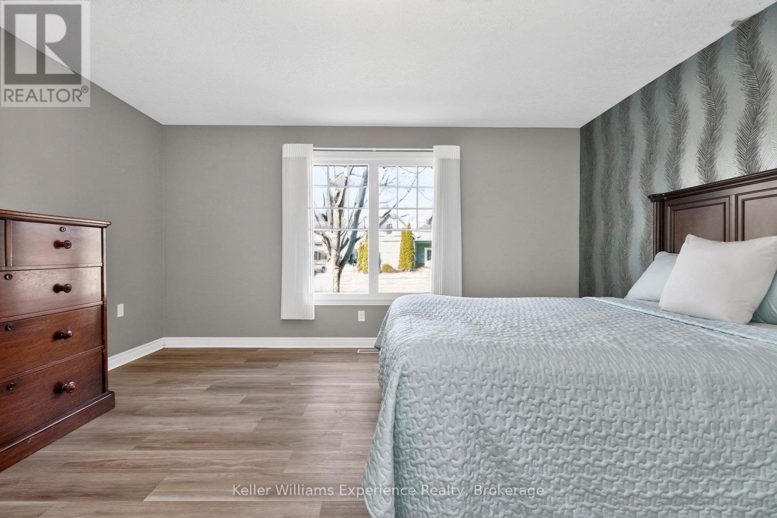 1 GIDLEY COURT - 23