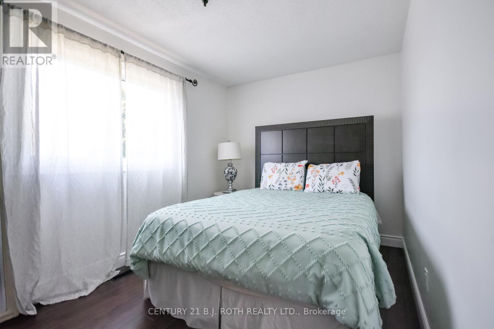 55 MOON DRIVE - 19