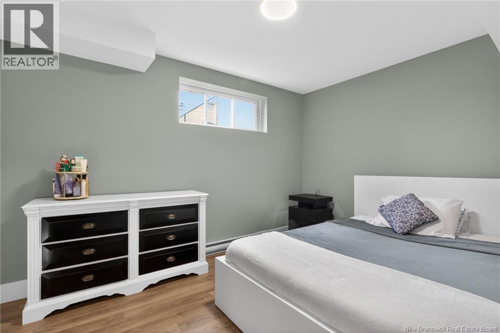 185 Oakfield Drive - 35