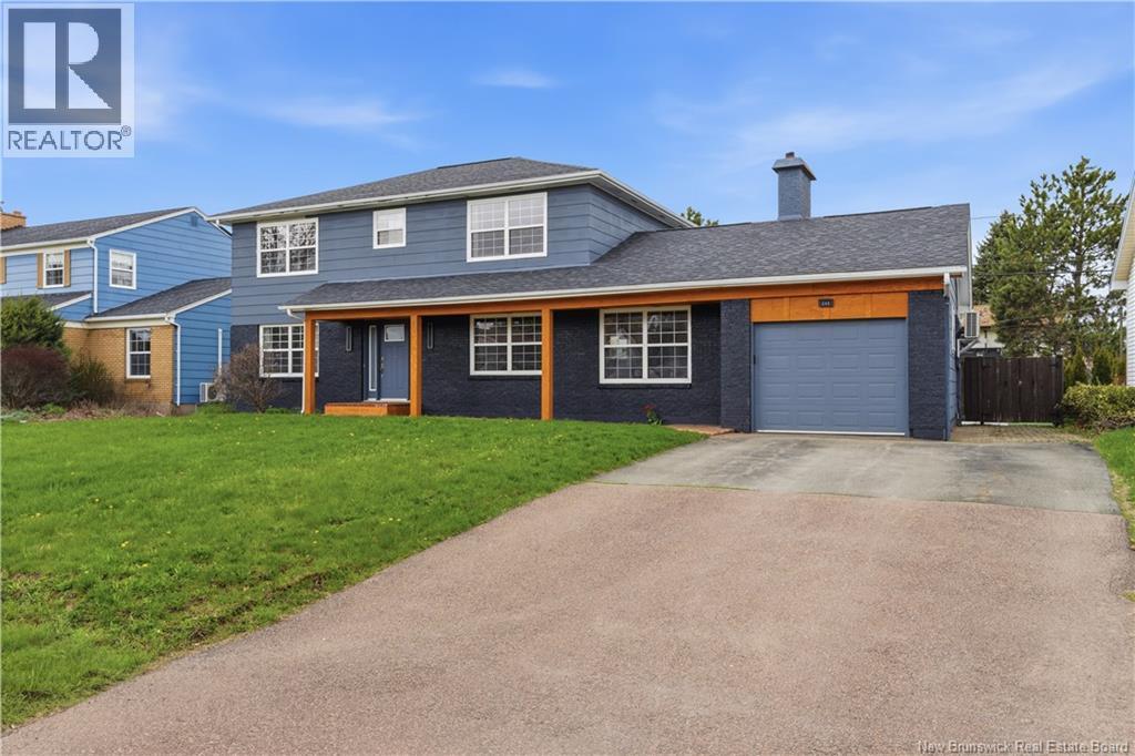 259 Gaspe Street - Image 2