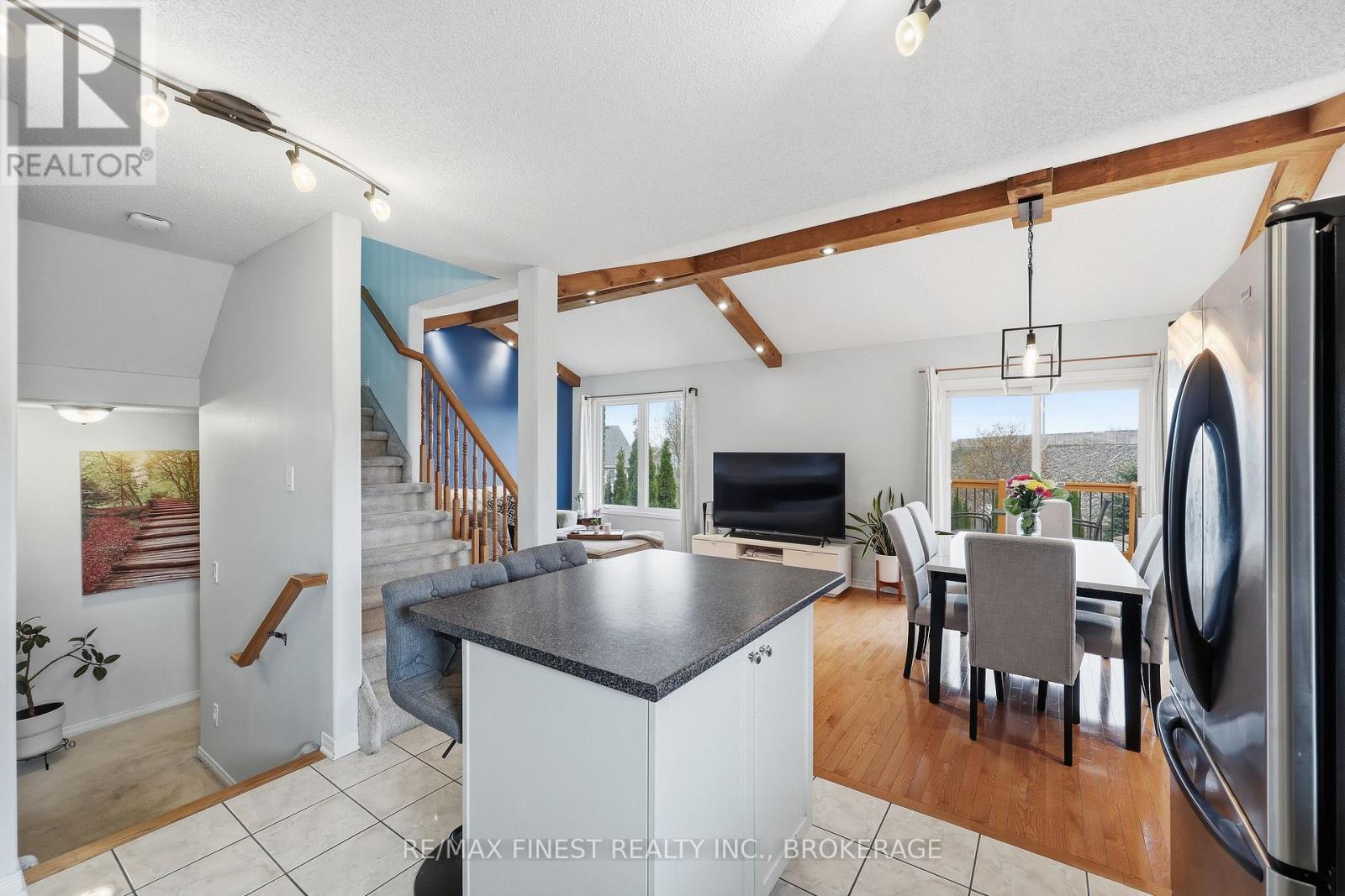 1171 WHEATHILL STREET - 11