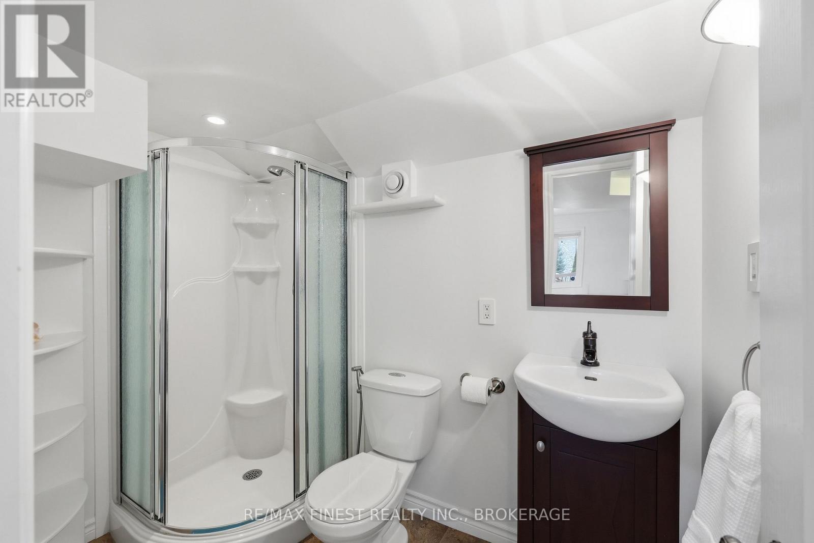 1171 WHEATHILL STREET - 36