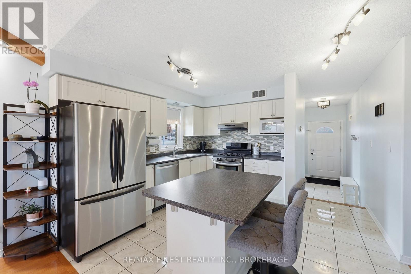 1171 WHEATHILL STREET - 8