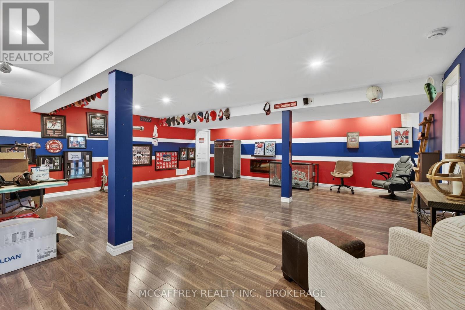 994 PALACE ROAD - 25