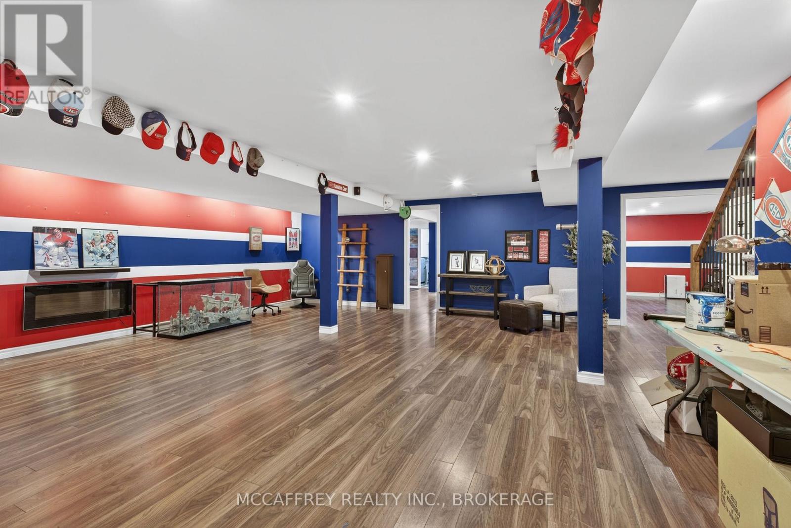 994 PALACE ROAD - 26
