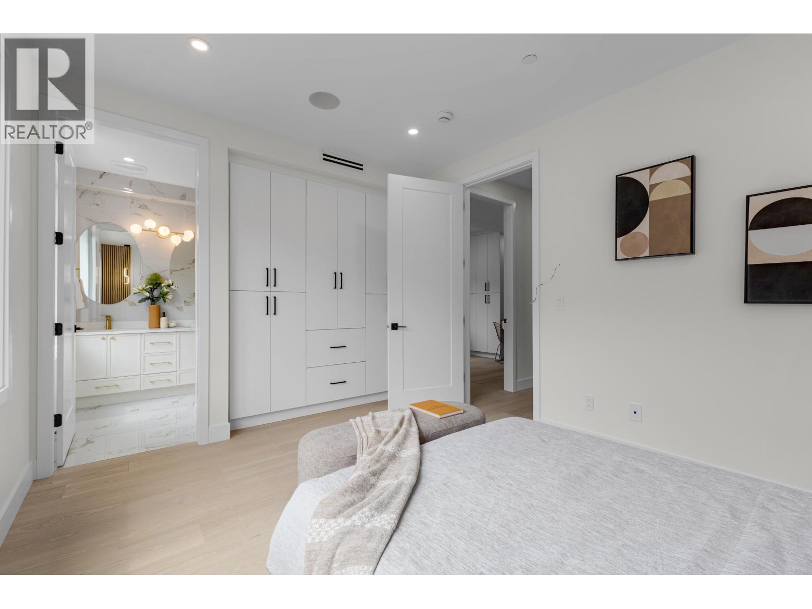 3 Bed, 4 Bath Apartment for Sale in Vancouver – 2 182 ONTARIO PLACE, Vancouver – MLS# R3118730 - Image 25