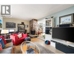2346 Westhill Drive, West Vancouver, BC V7S2Z5 Photo 15