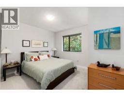 2346 Westhill Drive, West Vancouver, BC V7S2Z5 Photo 18