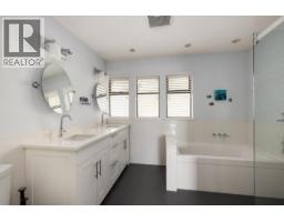 2346 Westhill Drive, West Vancouver, BC V7S2Z5 Photo 28