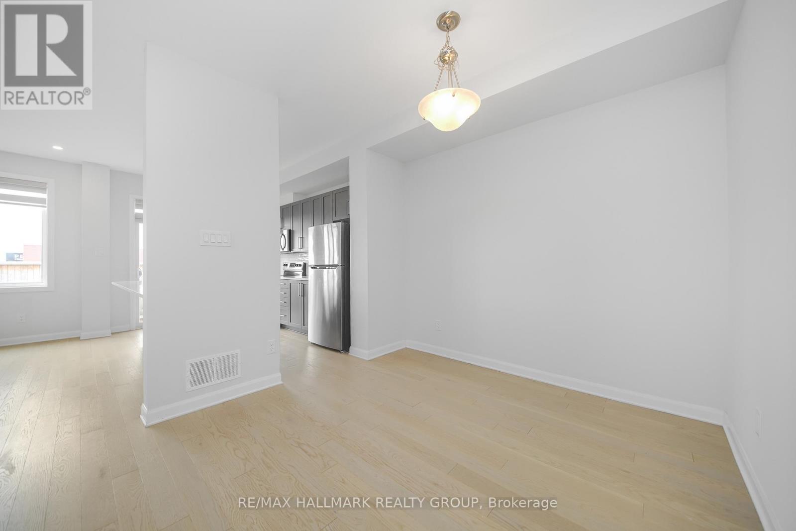 532 PROMINENCE WAY - 4