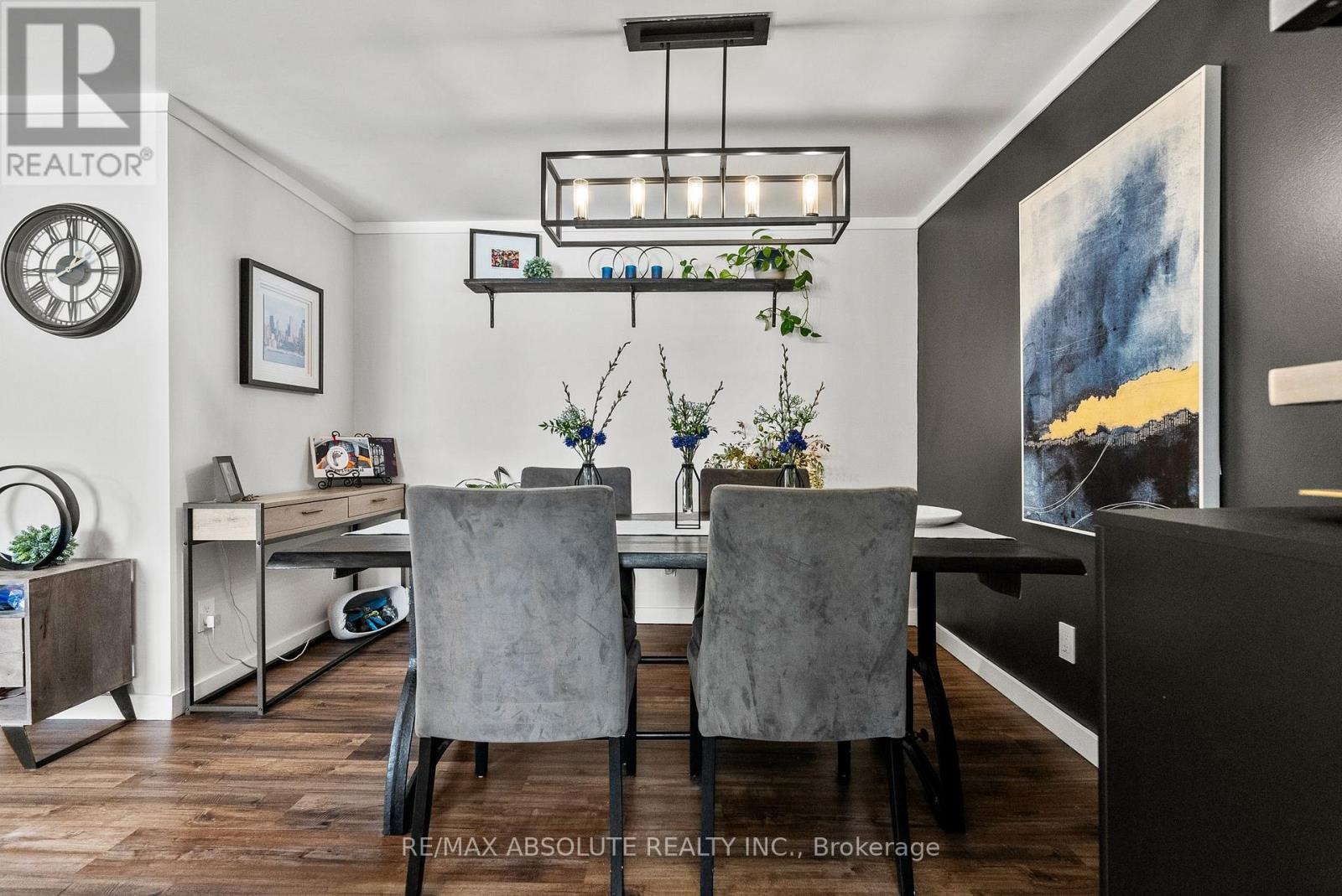 #406 50 BURNSIDE AVENUE - 14
