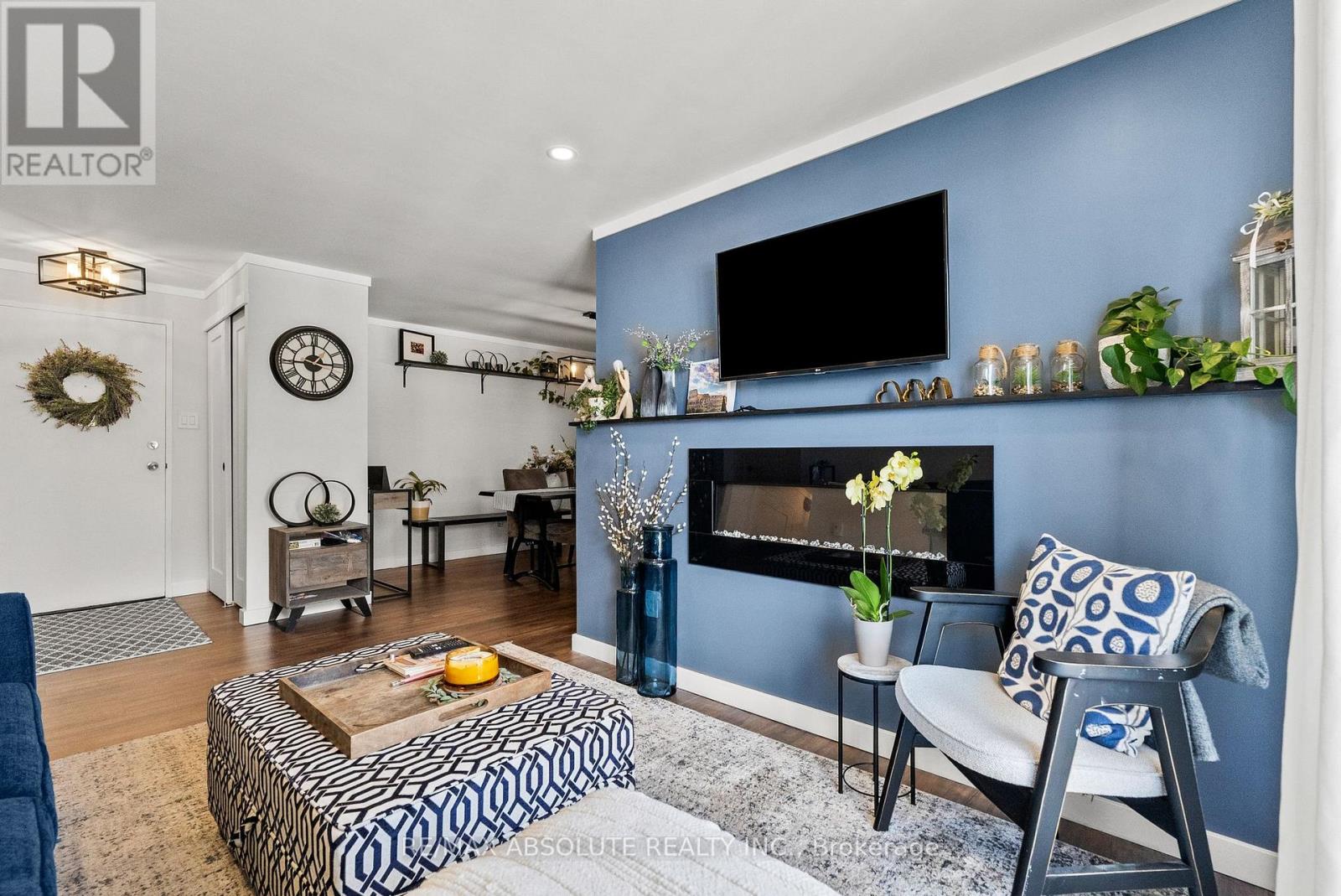 #406 50 BURNSIDE AVENUE - 8