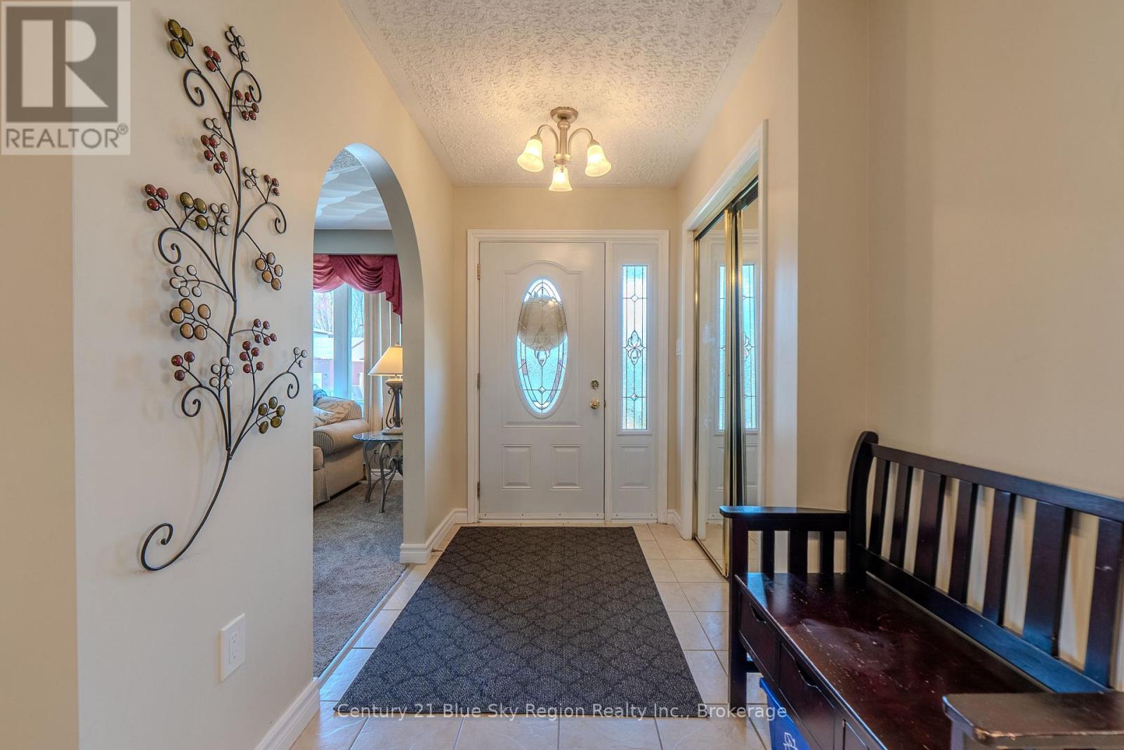 18 EGLEE AVENUE - 4