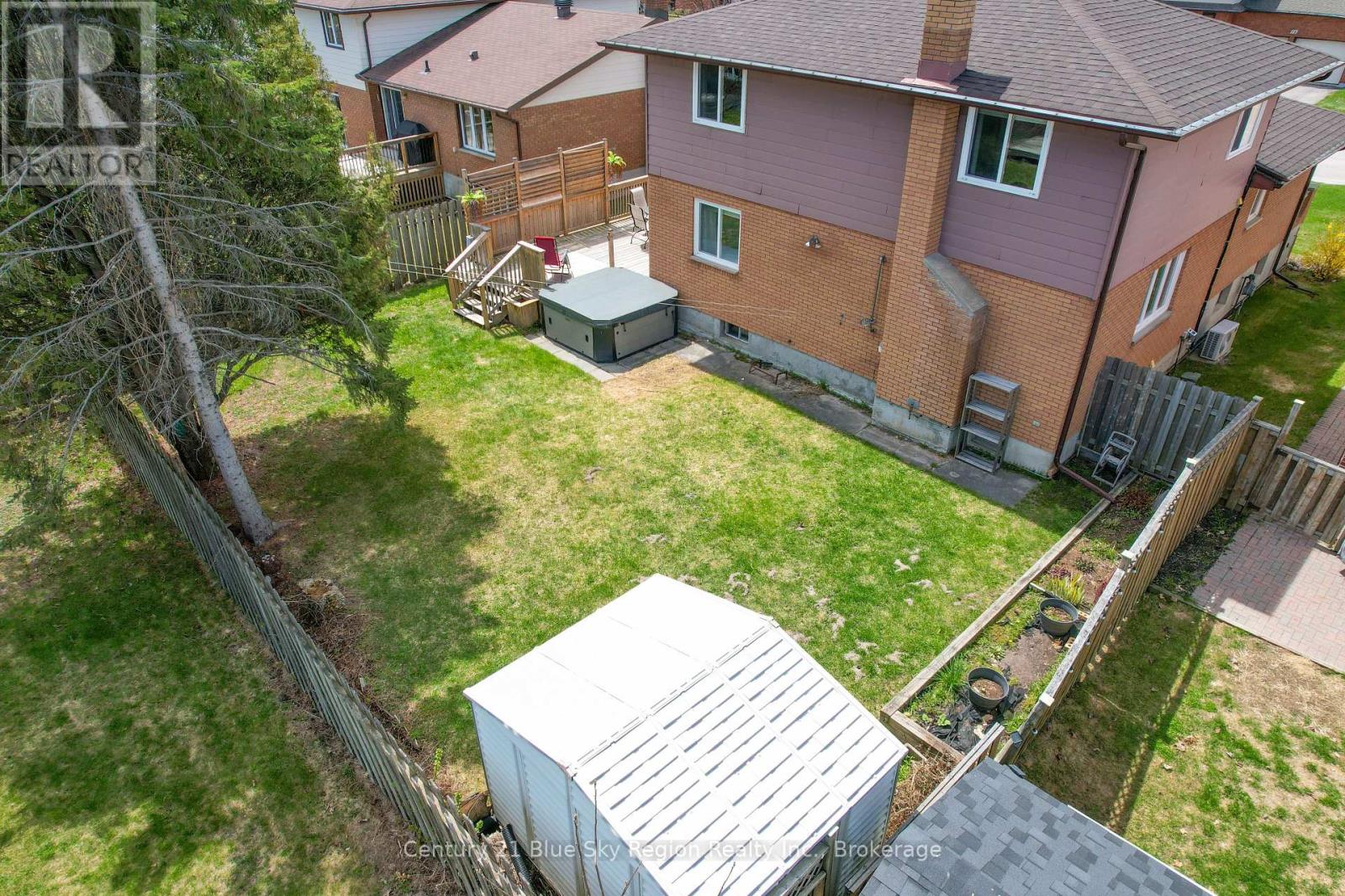 18 EGLEE AVENUE - 46